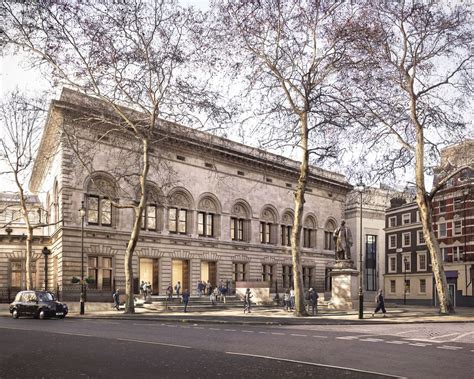 londons national portrait gallery  reopen  doors  june