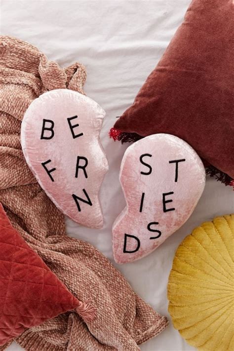 best friends heart velvet pillow set ts for girlfriends 2018