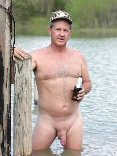 Gay 14 Older Men Outdoor 20 Pics Xhamster