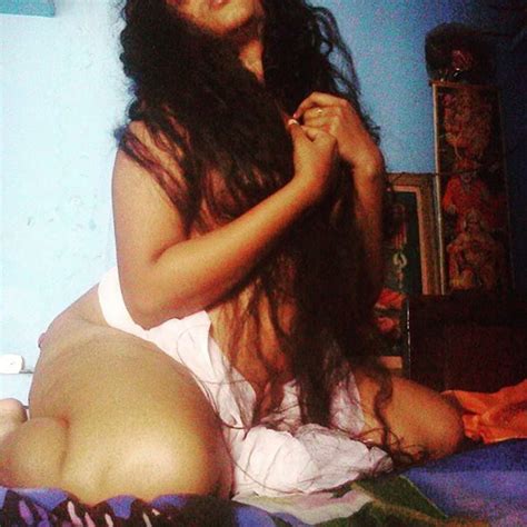 Indian Village Slut Showing Her Boobs And Pussy 161 Pics