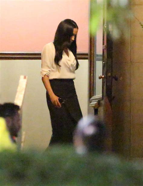 Meghan Markle Films Scenes For Suits In Toronto Daily Star