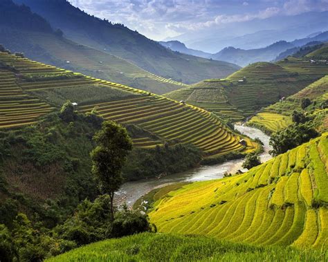 incredible places  visit  vietnam hoponworld