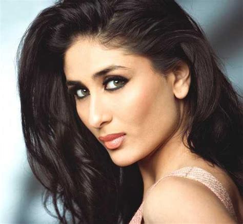 kareena kapoor hot eyes look still sexy actress of bollywood kareena kapoor images