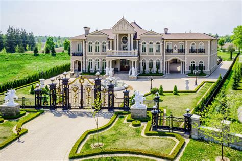 Versailles Of Vaughan Up For Sale For 17 8 Million The Star