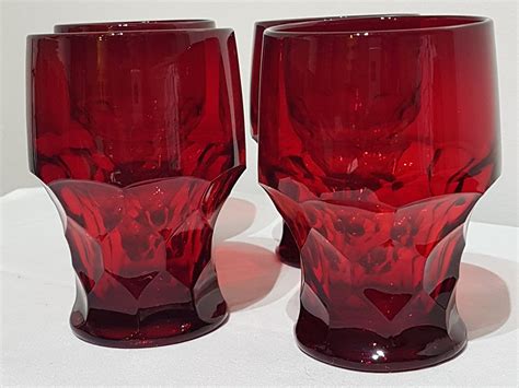 set of 4 vintage georgian ruby red honeycomb viking glass