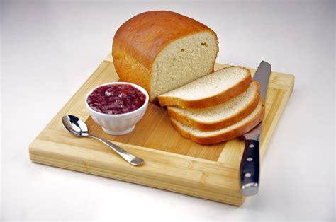 File Homemade White Bread With Strawberry Jam  Wikimedia Commons