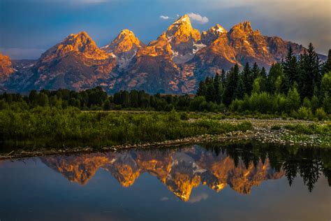 grand teton natl park wy travel guide top hotels restaurants vacations sightseeing  grand
