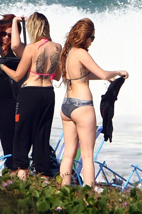 miley cyrus hot pics miley cyrus naked 18 bikini