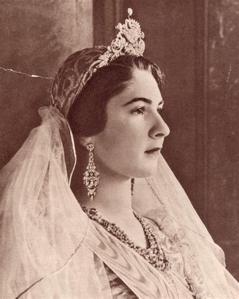 queen farida  egypt  queenfarida royal wedding dress wedding