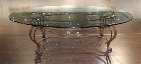 lot  large oval glass dining table       cm