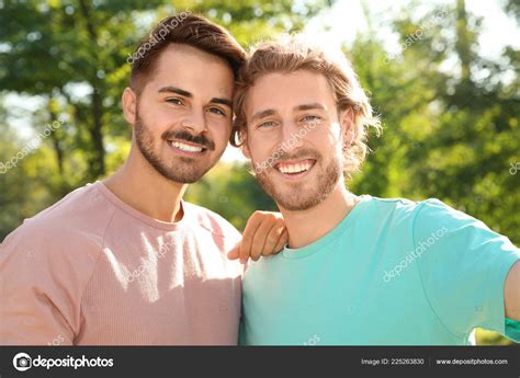 Gay Hommes Collage Droites Disytecacharla Over