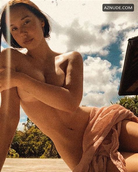 Alexis Ren Shows Some Skin In A New Photoshoot For Her Fappers Aznude
