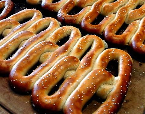 soft pretzel philly pretzel factorys giving