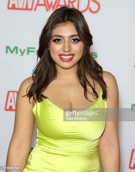 Adult Film Actress Ella Knox Attends The 2019 Adult Video News Awards