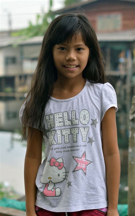 cute preteen girl bangkok thailand by the foreign photographer such a delightful face