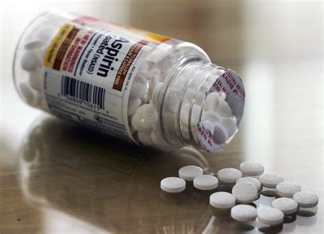 newer blood thinner  aspirin reduced stroke risk    patients