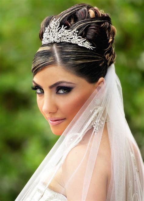 How To Get The Perfect Wedding Hairstyles Hairstyles Weekly