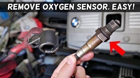 remove oxygen sensor  bmw oxygen sensor stuck youtube
