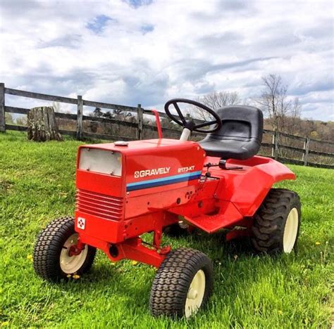 Gravely On Twitter Old Tractors Lawn Tractor Antique Tractors
