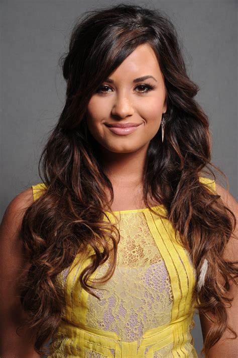 Demi Lovato With Images Demi Lovato Hair Hair Styles Hair