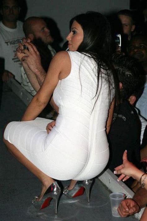 Kim Kardashian Ass Page 2 Of 2 Barnorama