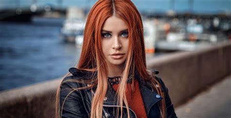 Desktop Wallpaper Redhead Leather Jacket Girl Model Stare Hd Image