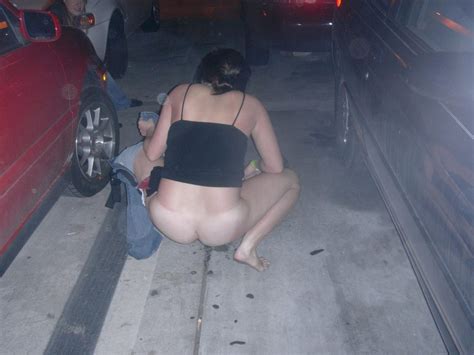 girl caught peeing parking lot jizz free porn