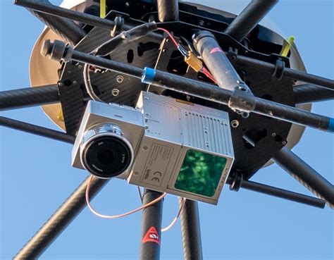 drona cu lidar masuratori laser din drona cu lidar