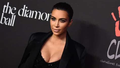 kim kardashian mother leaked former s sex tape
