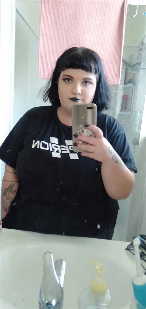 Fat Girl Mirror Selfie