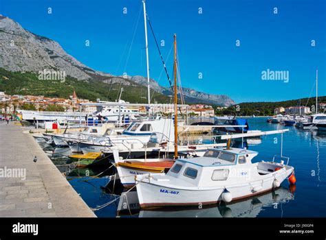 harbour  local boats obala kralja tomislava seaside promenade makarska dalmatia croatia