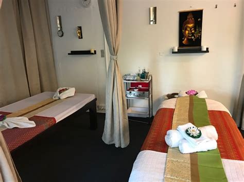thai massage odense odense wellness thaimassagenu dk