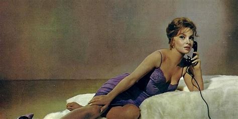 The 12 Ultimate Sex Symbols Of Yesteryear We Ll Never Forget Huffpost