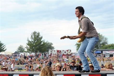 Easton Corbin’s ‘all Over The Road’ Is A Perfect Summer Song