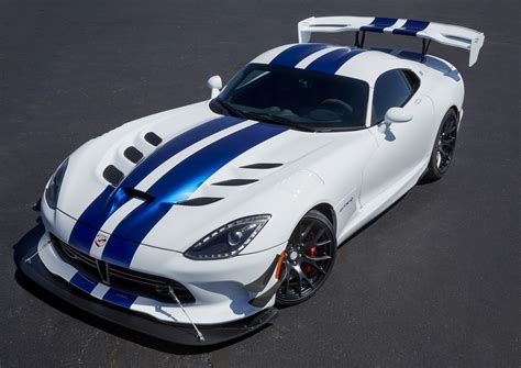 dodge viper rumored  launch      hp carscoops