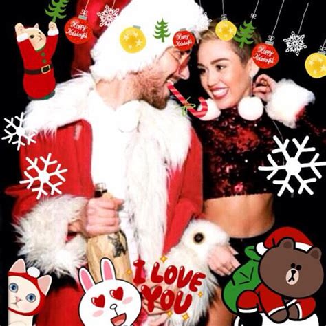 Miley Cyrus Rings In The Holidays By Freeing Her Nipples Hangs With