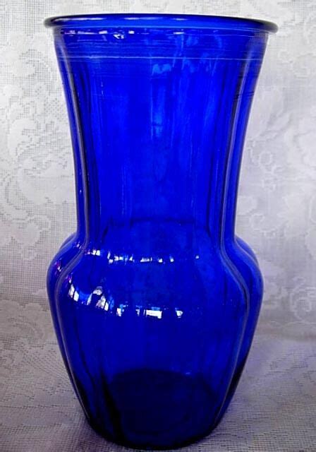 Collectible Vintage Large Cobalt Blue Pressed Glass Vase Ebay
