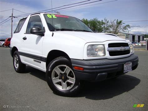 white chevrolet tracker convertible  gtcarlotcom car color galleries