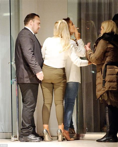 Sam Faiers Takes An Embarrassing Tumble At Her Beauty Launch In London