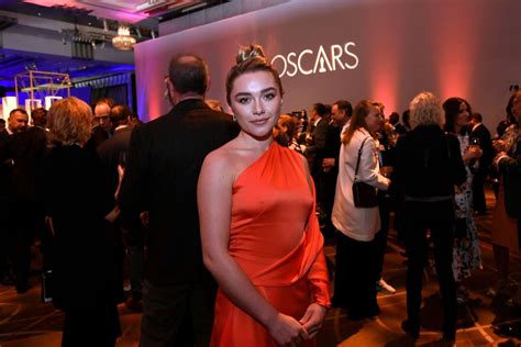 florence pugh nude pics sex scenes compilation and topless porn