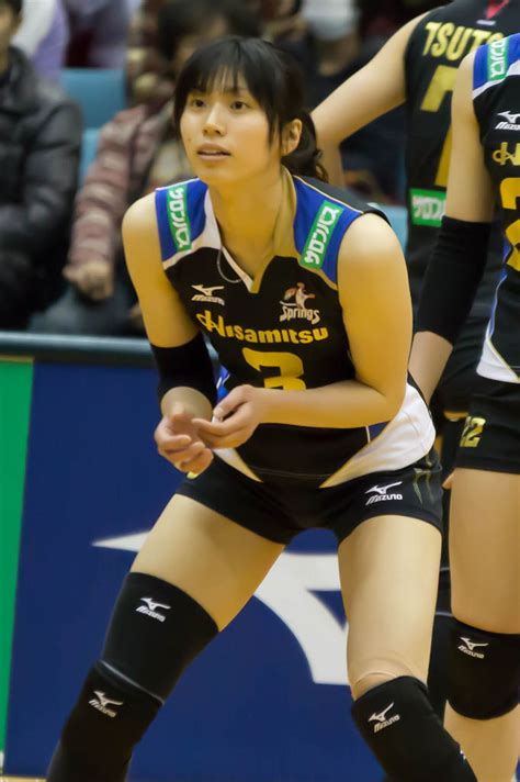 Japan’s Female Volleyball Sports Players Are Too Hot To