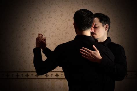 learn exceptional argentinean dance moves at queer tango budapest
