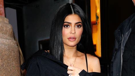 Kylie Jenner Debuts Short Platinum Hair To The 2017 Met Gala Allure