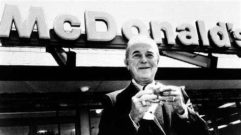 ray kroc net worth life story business age family wiki faqs
