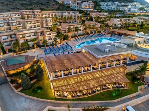 grand hotel holiday resort  crete hersonissos holidays