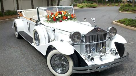 vintage  rolls royce phantom limousine perfect