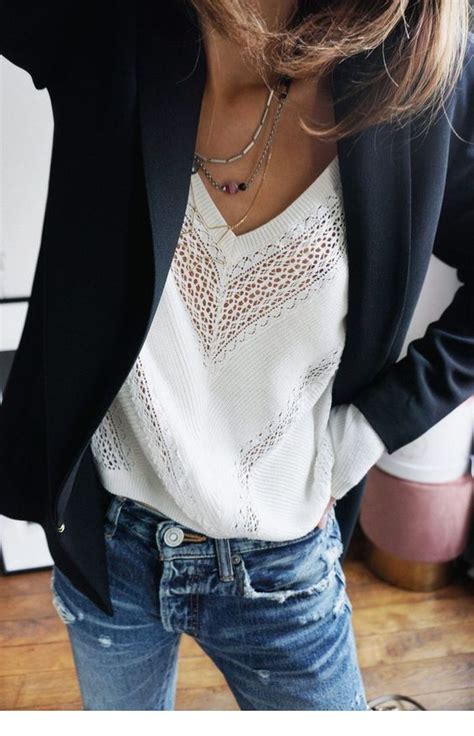 white blouse jeans and black blazer inspiring ladies fashion