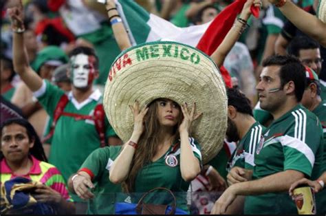 Top 10 Hottest Female Football Fans This World Cup Hot