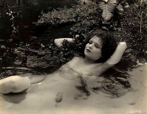 Naked Clara Bow In Hula