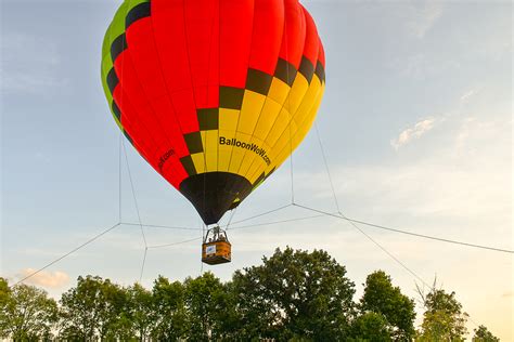 Snapshot Seniors Ride In Hot Air Balloon Current Publishing